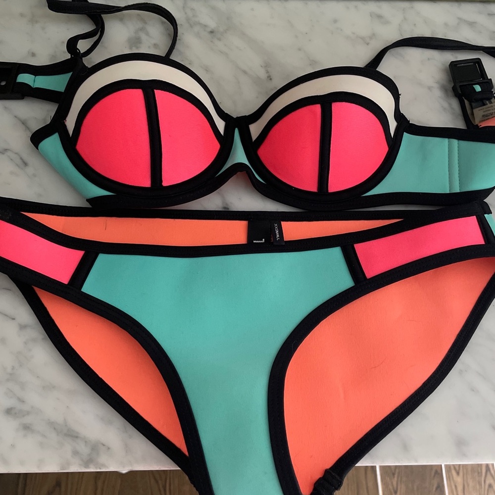 Size XS and in good condition